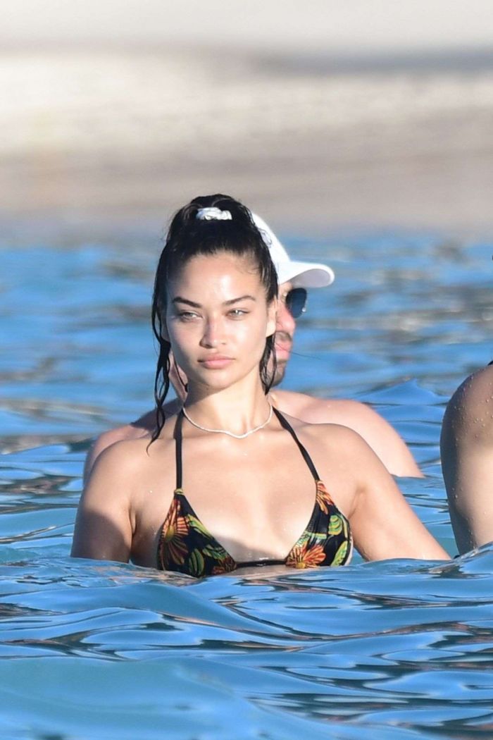 Shanina Shaik On A Bikini Vacation At A Pool In St Barts'