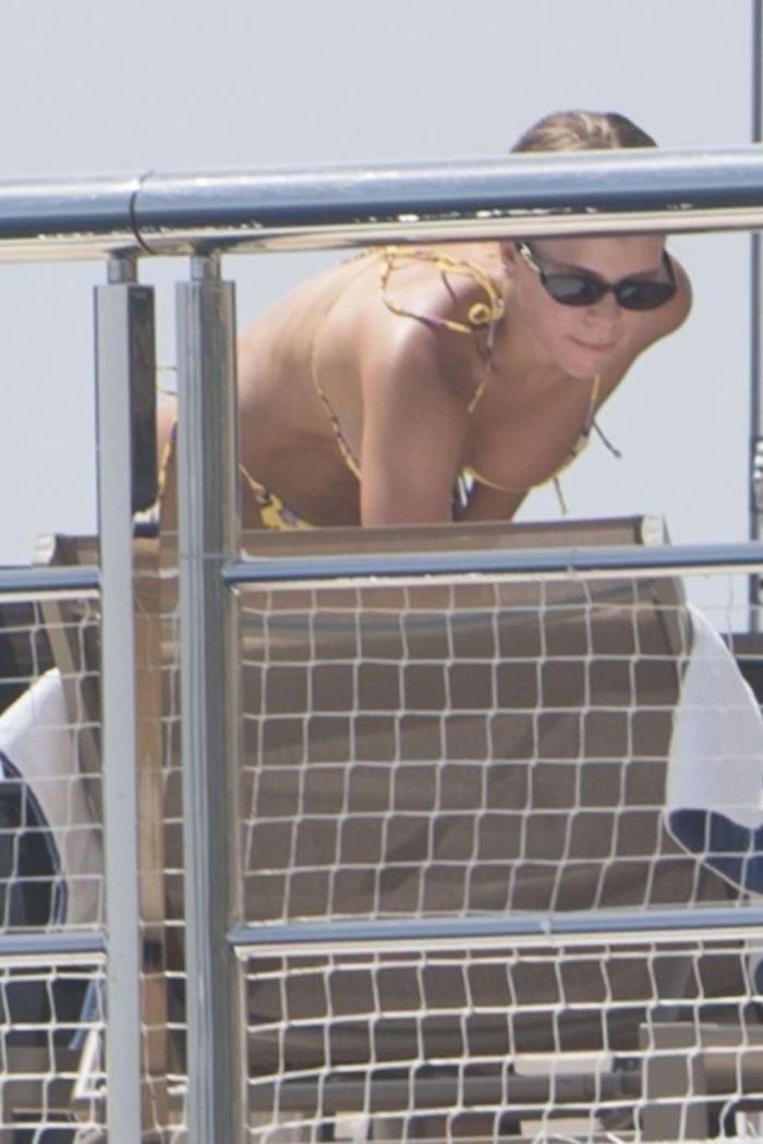 Sofia Richie On A Vacation In Bikini On A Yacht In Capri
