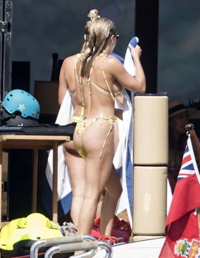 Sofia Richie On A Vacation In Bikini On A Yacht In Capri