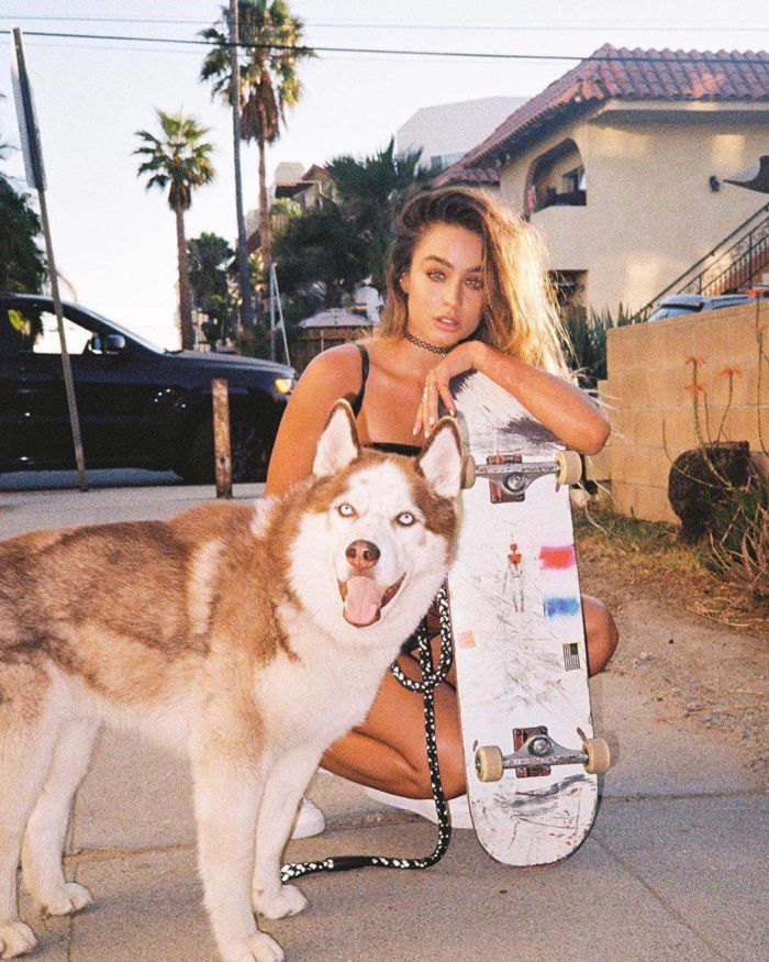 Sommer Ray's Sensational Photoshoot In A Short Skirt