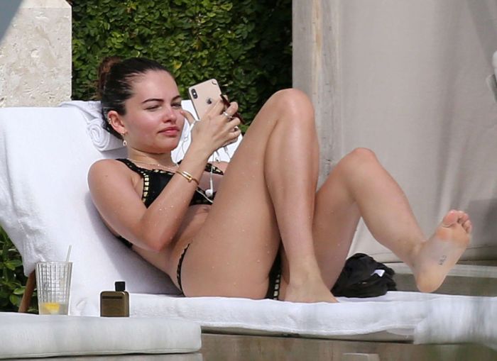 Thylane Blondeau Relaxing At The Swimming Pool In Miami